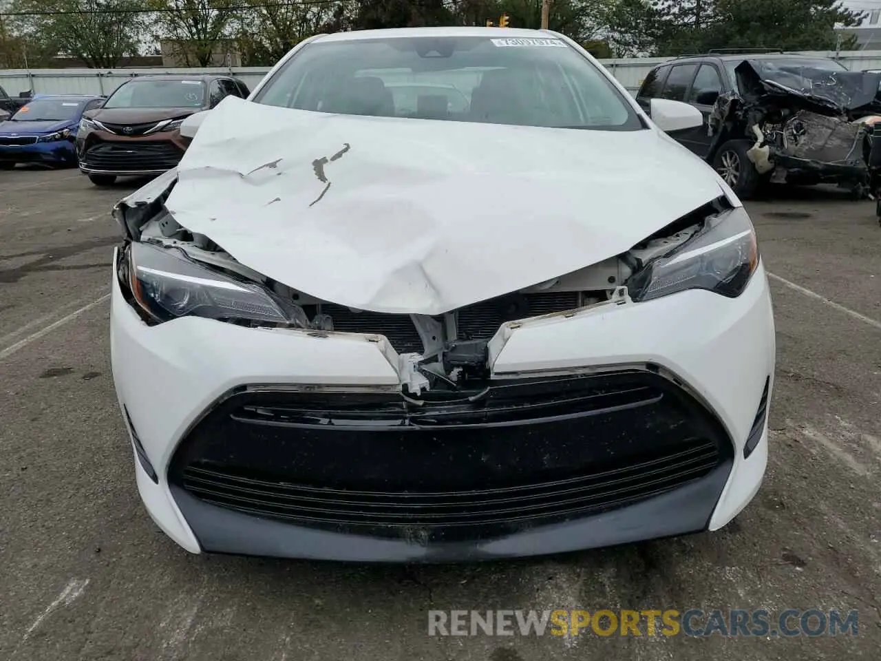 5 Photograph of a damaged car 2T1BURHE8KC202238 TOYOTA COROLLA 2019