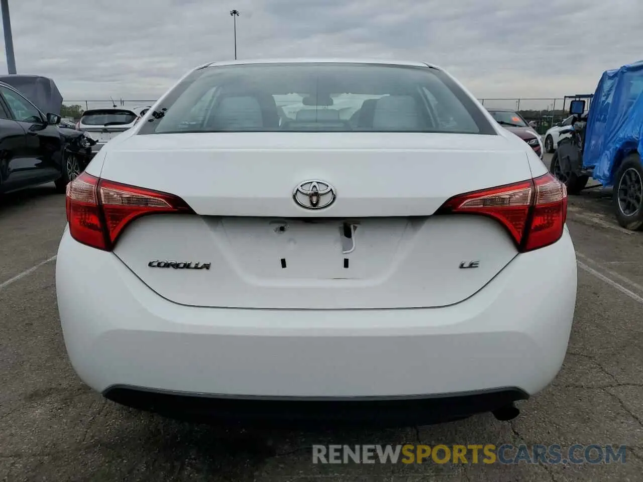 6 Photograph of a damaged car 2T1BURHE8KC202238 TOYOTA COROLLA 2019