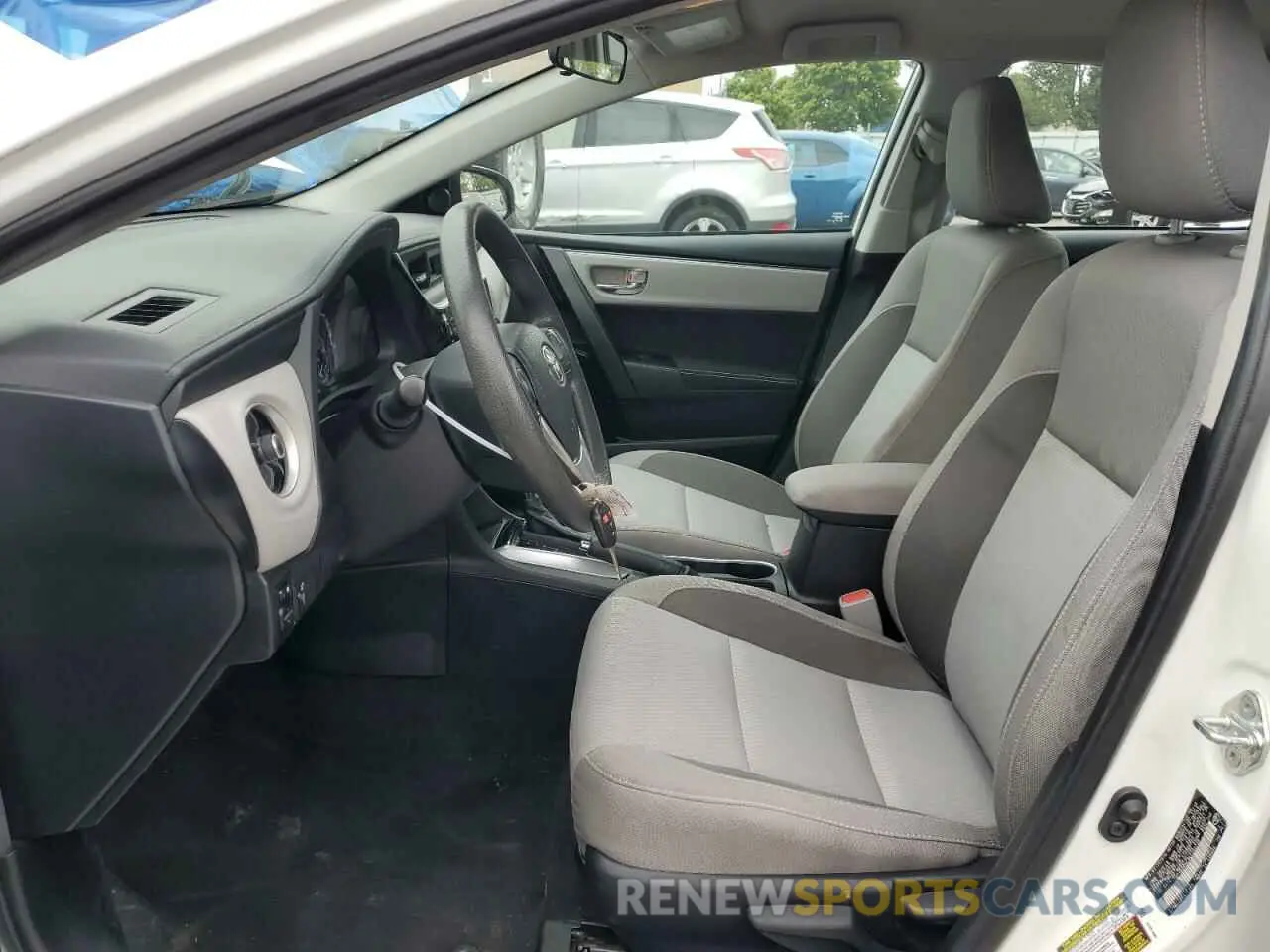 7 Photograph of a damaged car 2T1BURHE8KC202238 TOYOTA COROLLA 2019