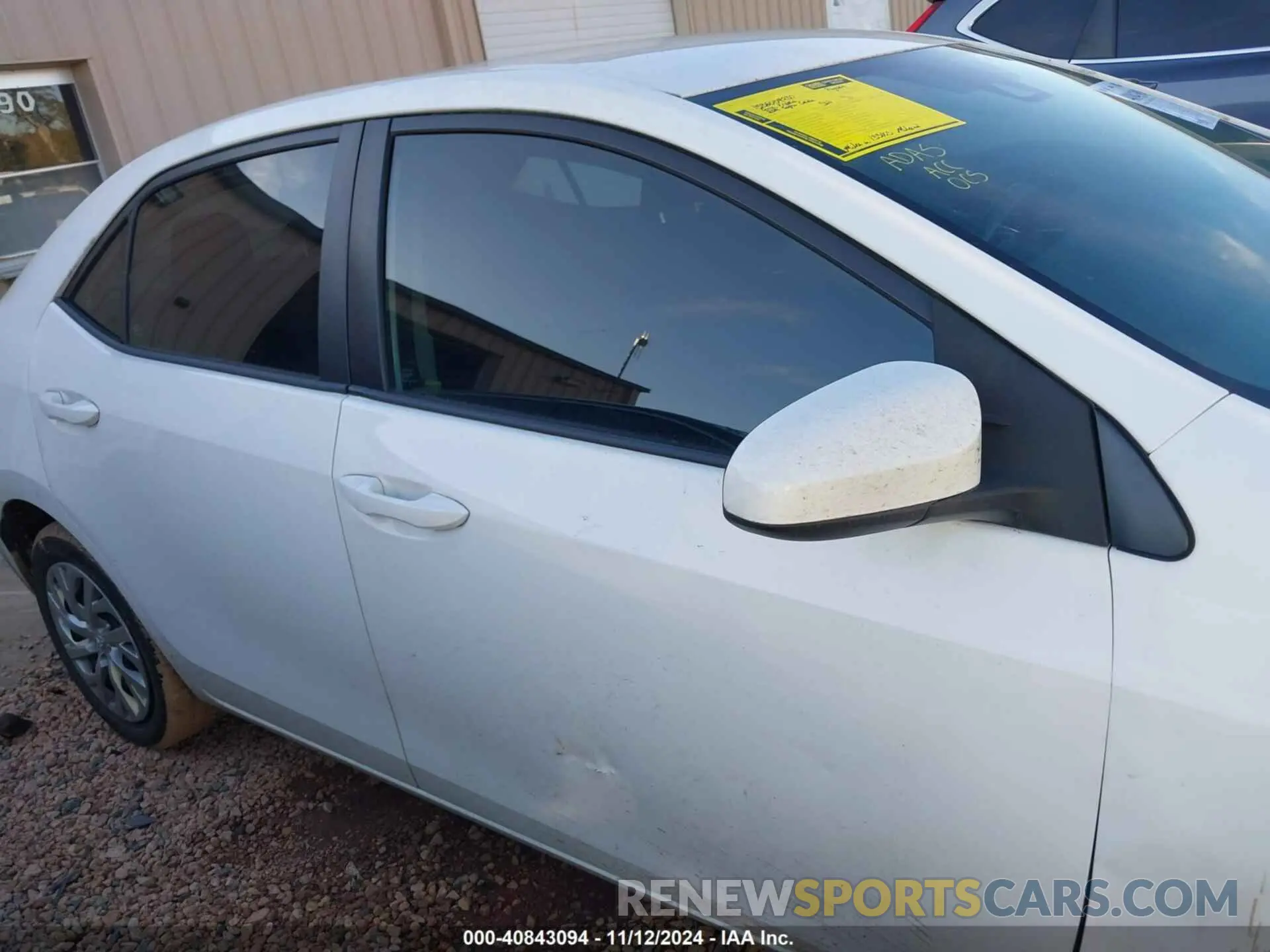 13 Photograph of a damaged car 2T1BURHE8KC203468 TOYOTA COROLLA 2019