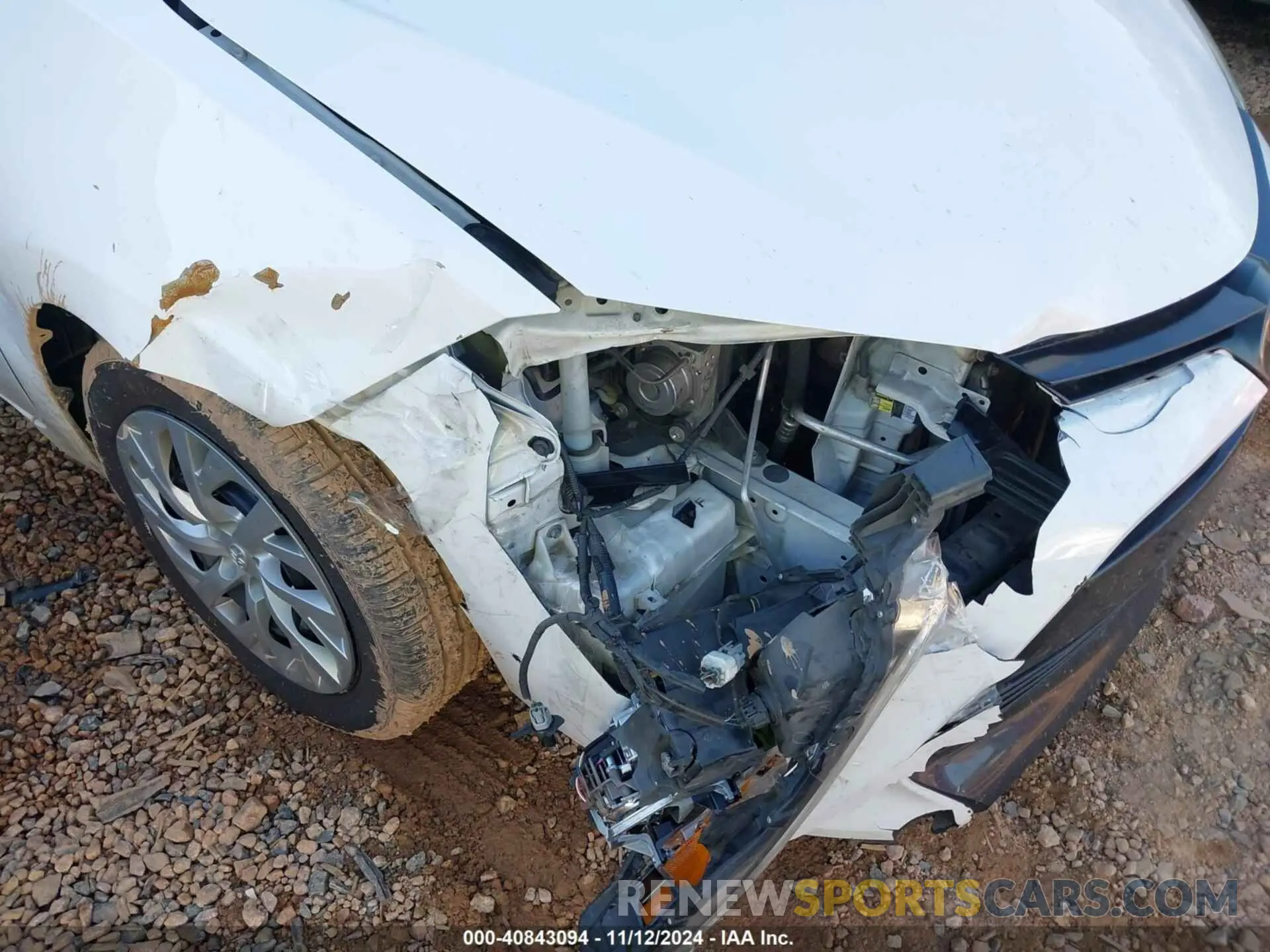 6 Photograph of a damaged car 2T1BURHE8KC203468 TOYOTA COROLLA 2019