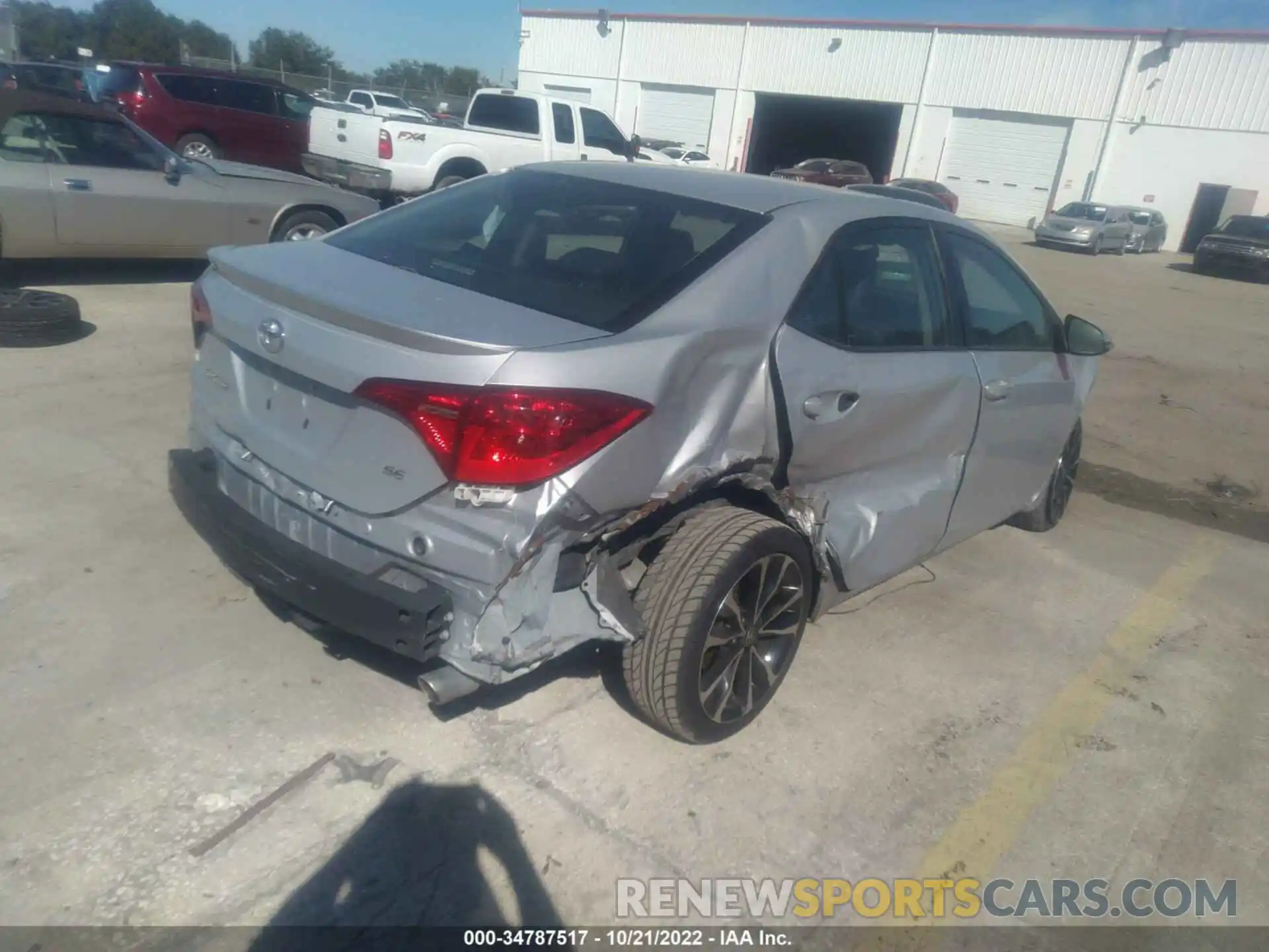 4 Photograph of a damaged car 2T1BURHE8KC203762 TOYOTA COROLLA 2019