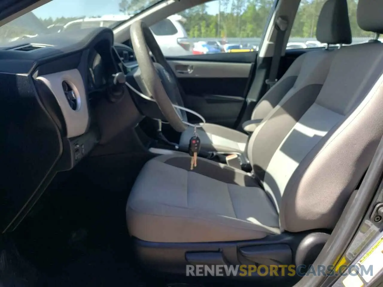 7 Photograph of a damaged car 2T1BURHE8KC207066 TOYOTA COROLLA 2019
