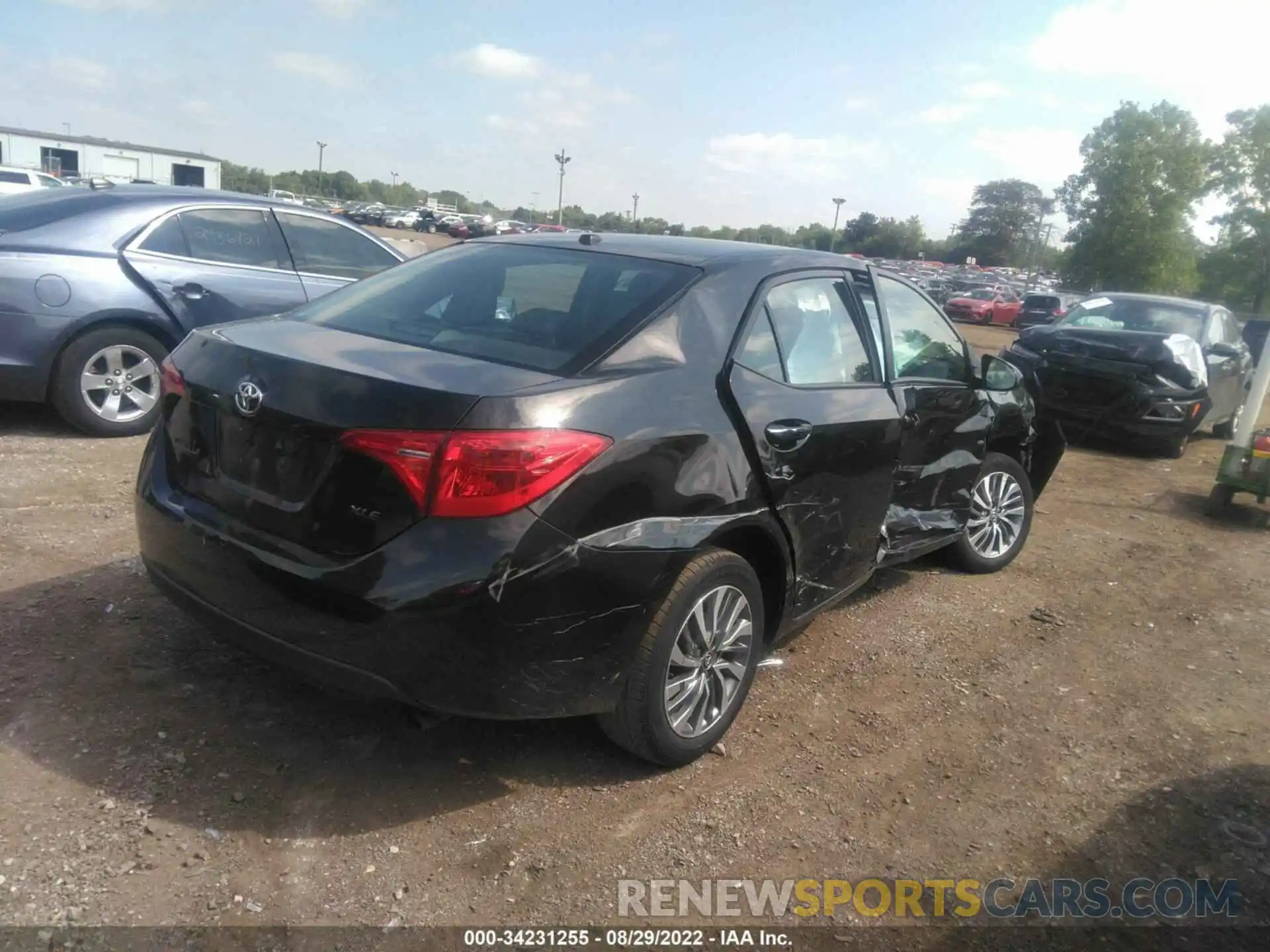 4 Photograph of a damaged car 2T1BURHE8KC216883 TOYOTA COROLLA 2019