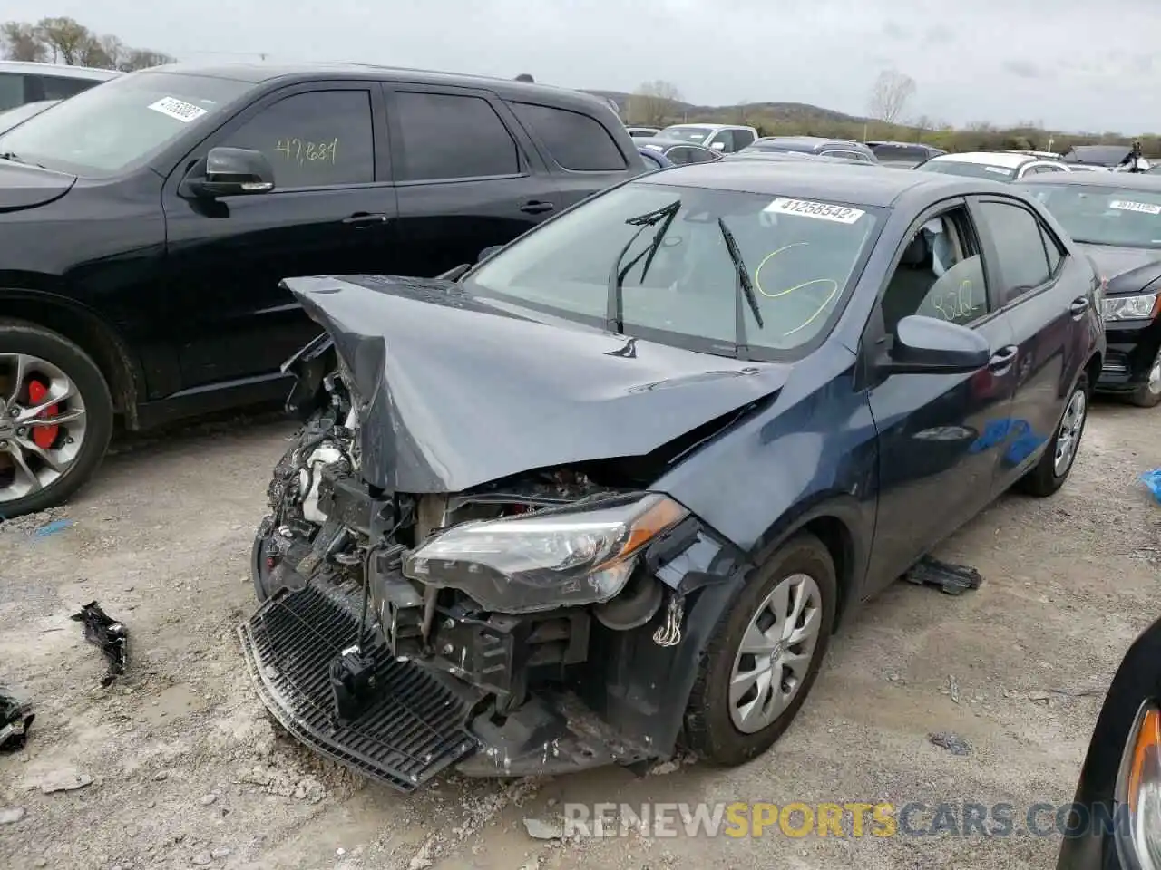 2 Photograph of a damaged car 2T1BURHE8KC222036 TOYOTA COROLLA 2019