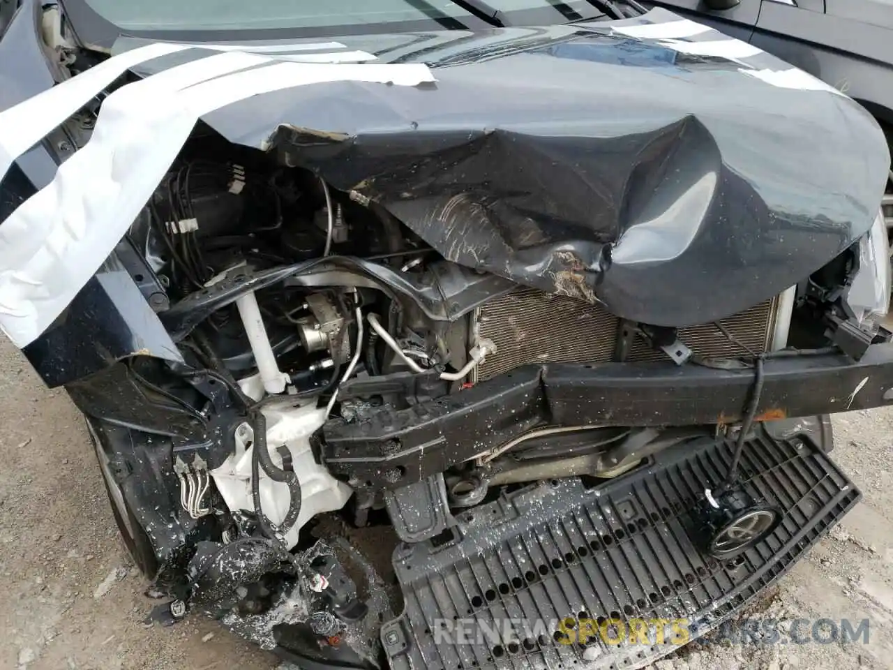 9 Photograph of a damaged car 2T1BURHE8KC222036 TOYOTA COROLLA 2019