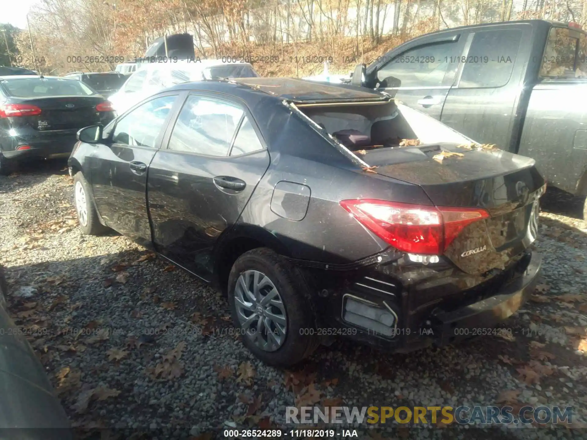 3 Photograph of a damaged car 2T1BURHE8KC223140 TOYOTA COROLLA 2019