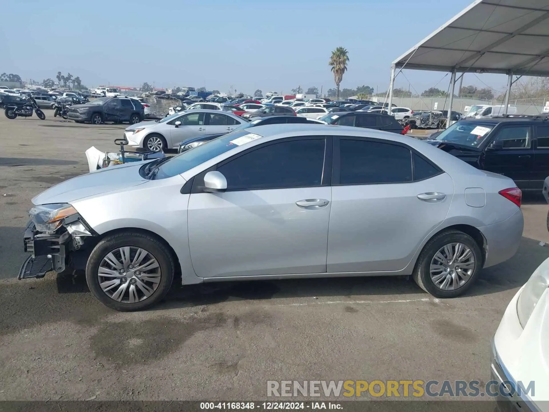 15 Photograph of a damaged car 2T1BURHE8KC226104 TOYOTA COROLLA 2019