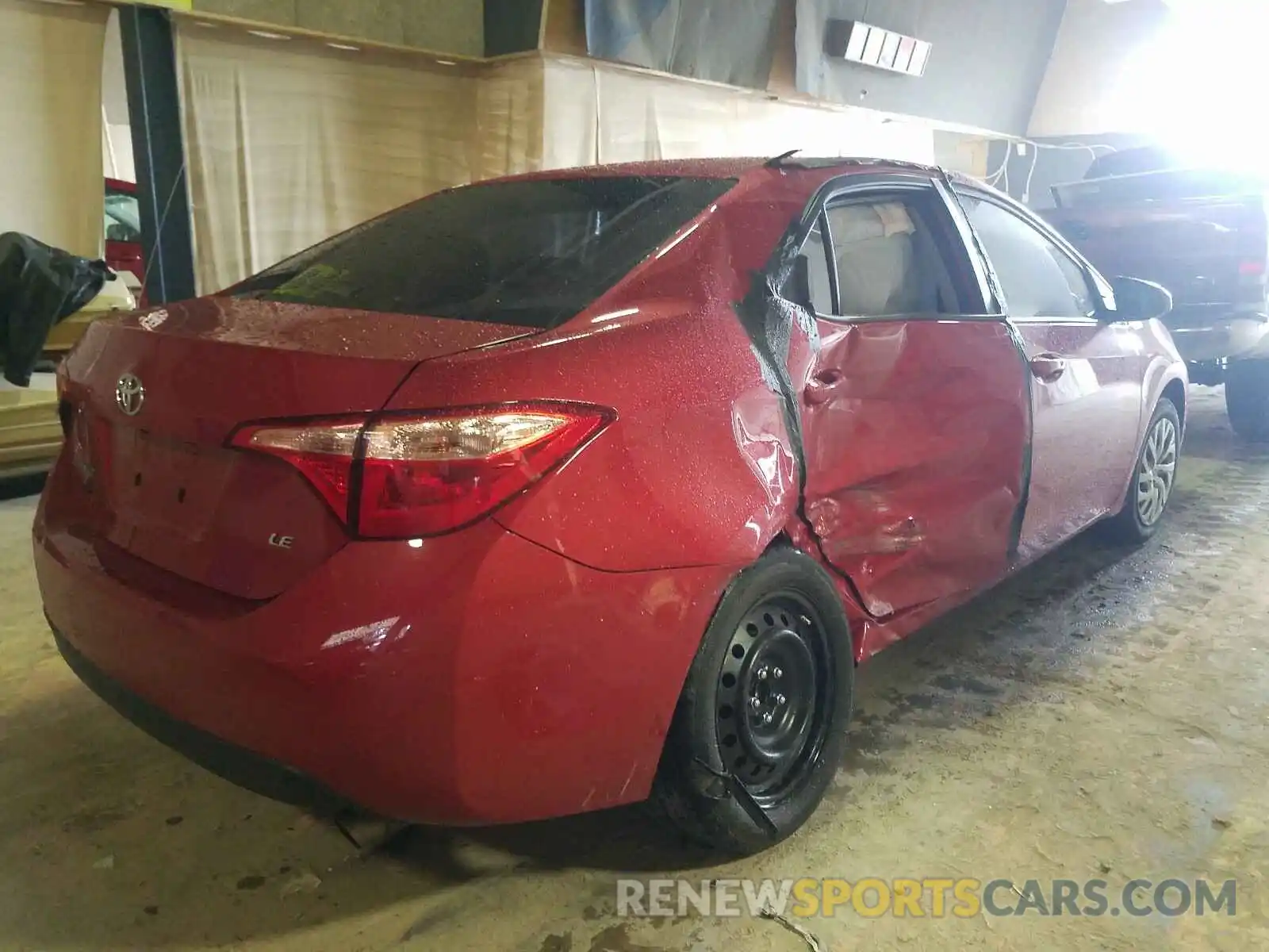 4 Photograph of a damaged car 2T1BURHE8KC227351 TOYOTA COROLLA 2019