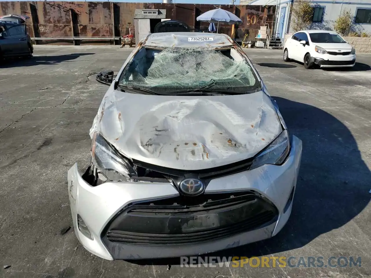 5 Photograph of a damaged car 2T1BURHE8KC229519 TOYOTA COROLLA 2019