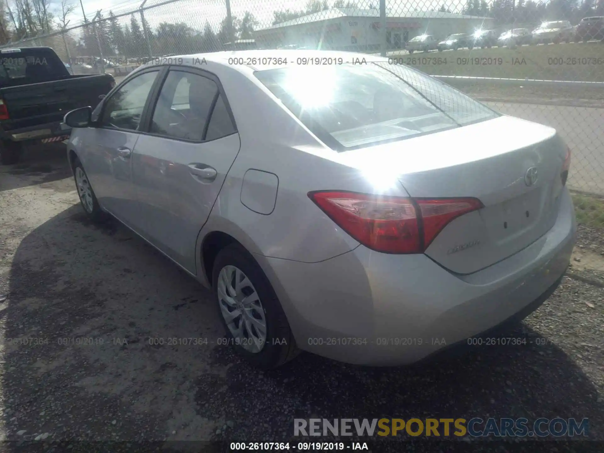 3 Photograph of a damaged car 2T1BURHE8KC231495 TOYOTA COROLLA 2019