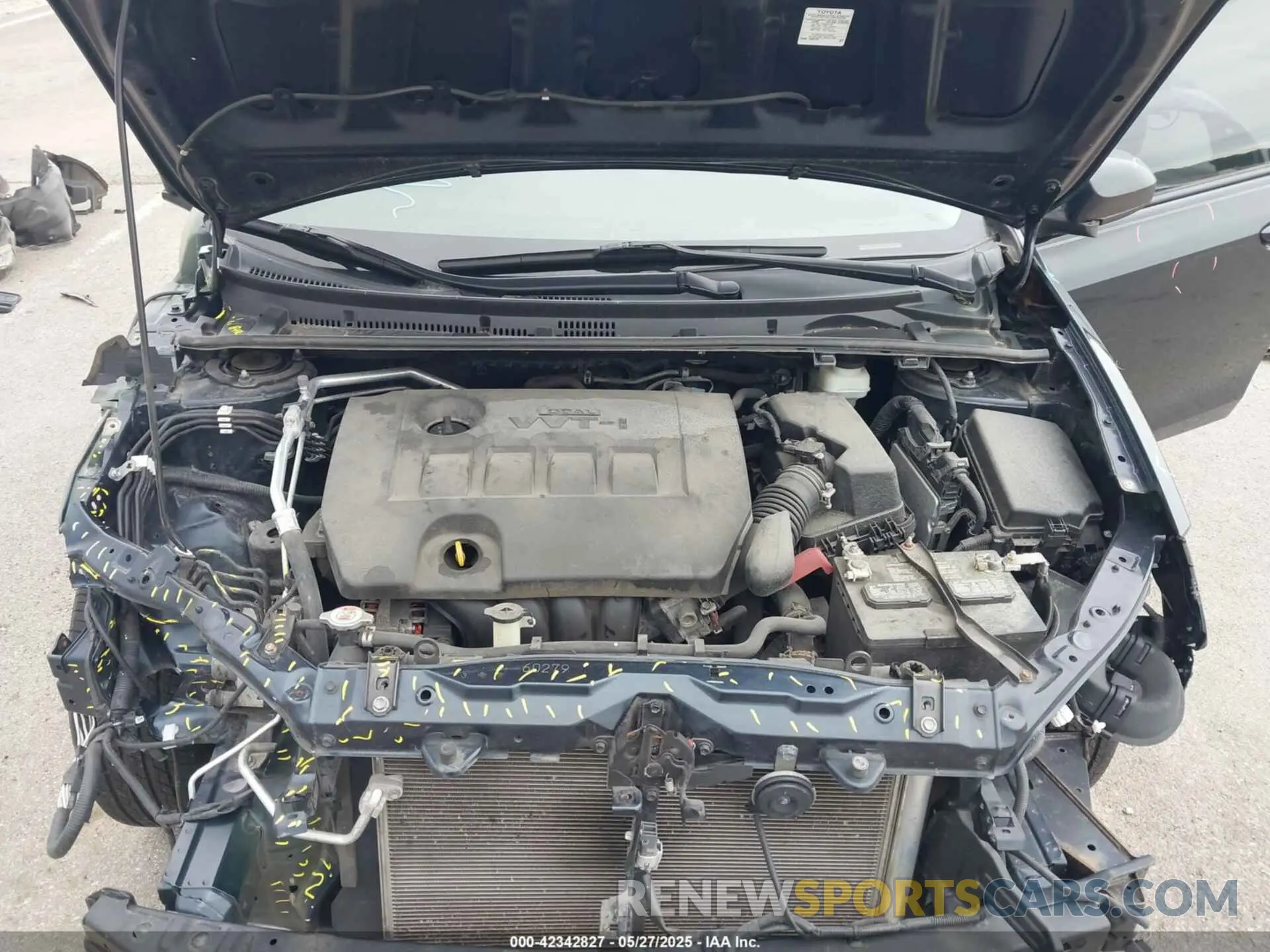 10 Photograph of a damaged car 2T1BURHE8KC232047 TOYOTA COROLLA 2019