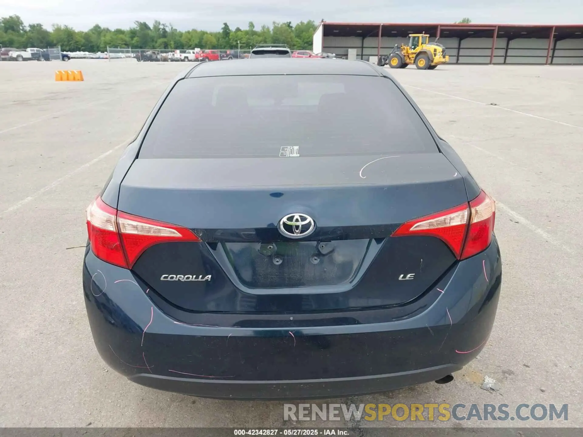 17 Photograph of a damaged car 2T1BURHE8KC232047 TOYOTA COROLLA 2019