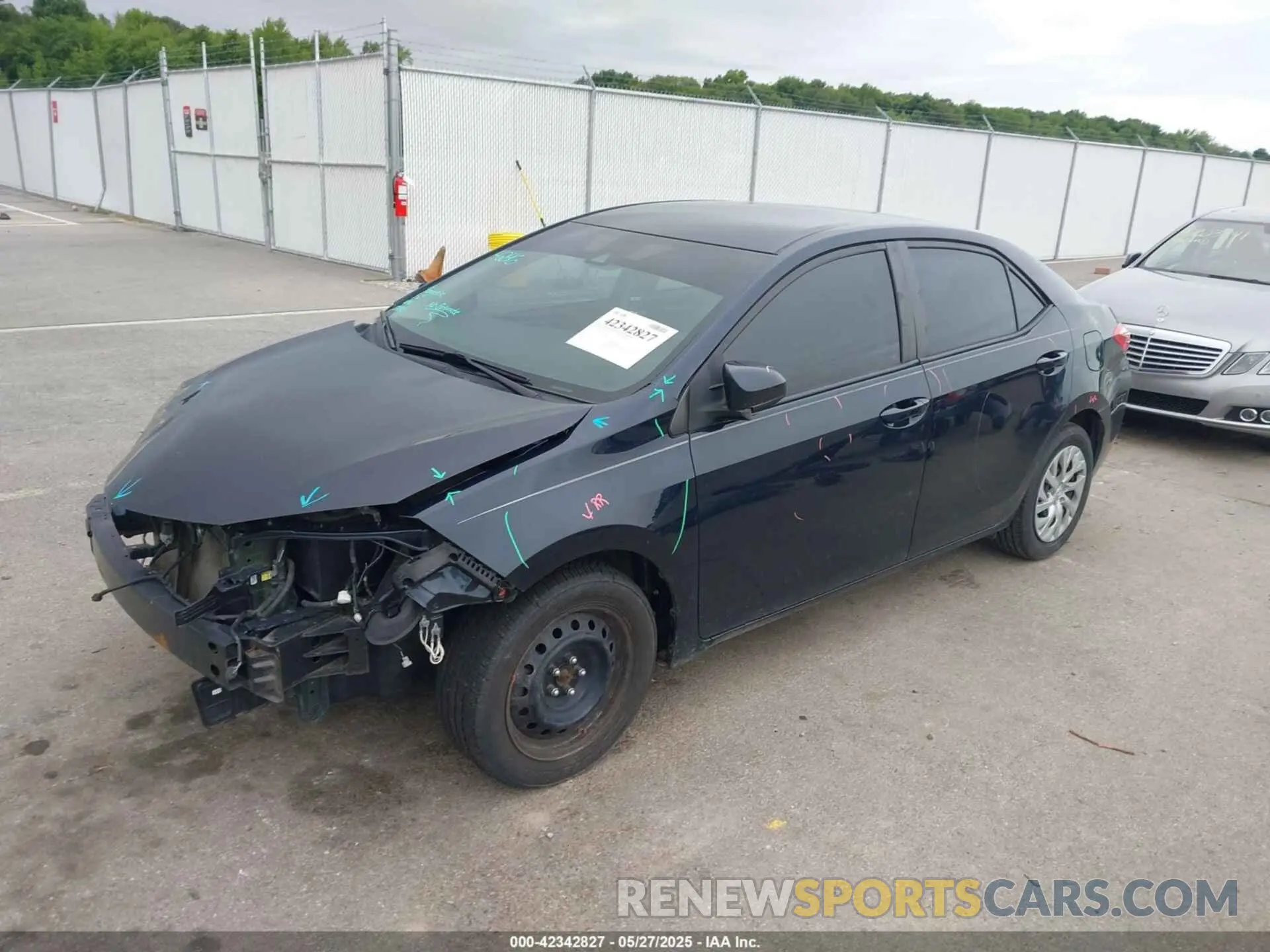 2 Photograph of a damaged car 2T1BURHE8KC232047 TOYOTA COROLLA 2019