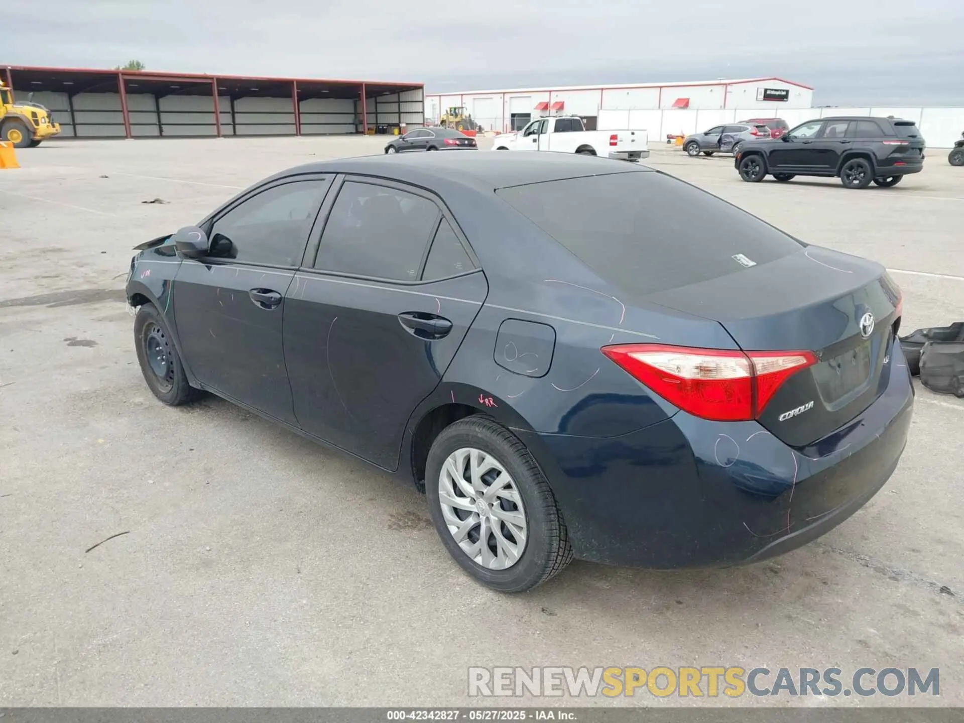 3 Photograph of a damaged car 2T1BURHE8KC232047 TOYOTA COROLLA 2019
