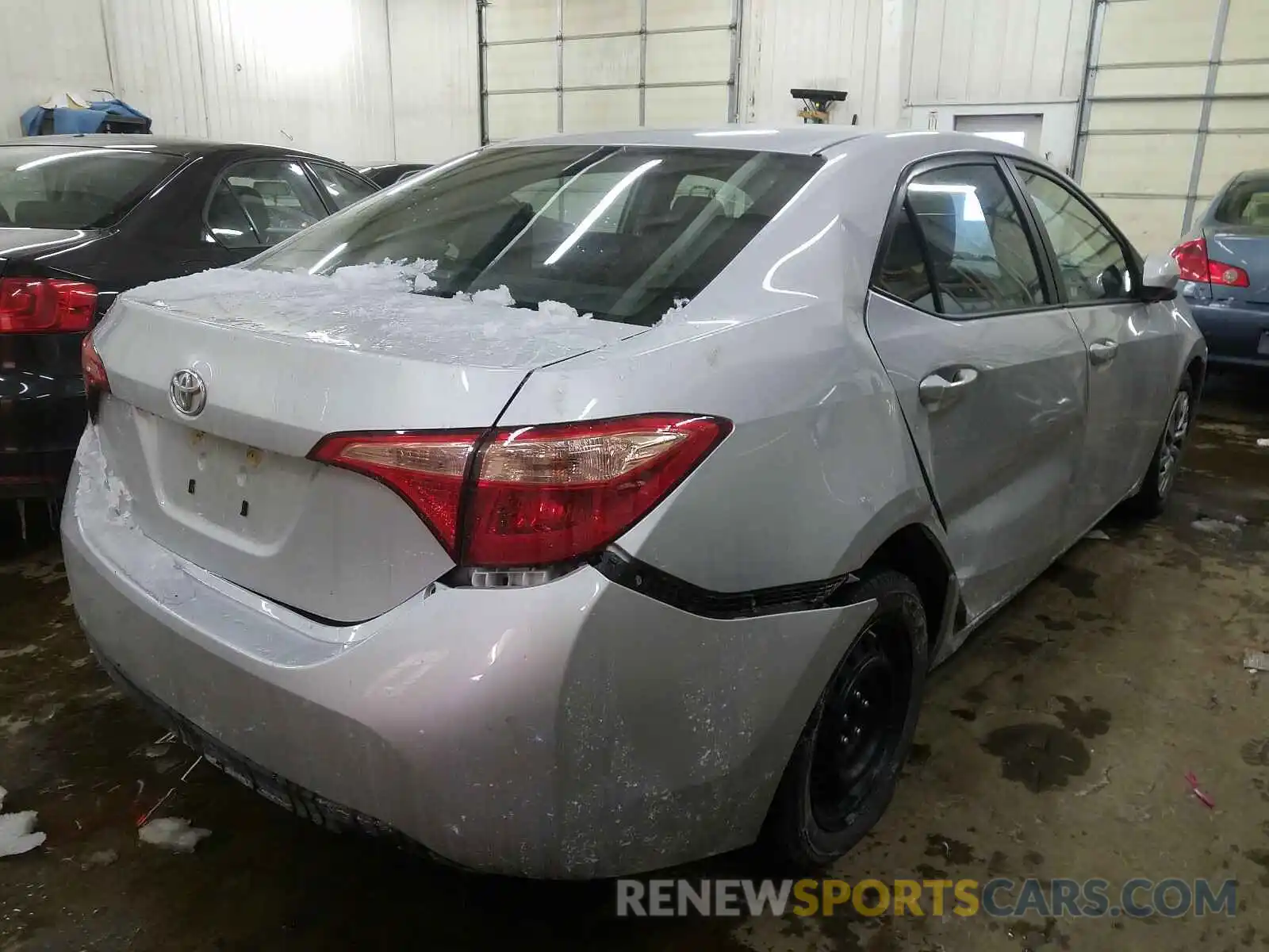 4 Photograph of a damaged car 2T1BURHE8KC232341 TOYOTA COROLLA 2019