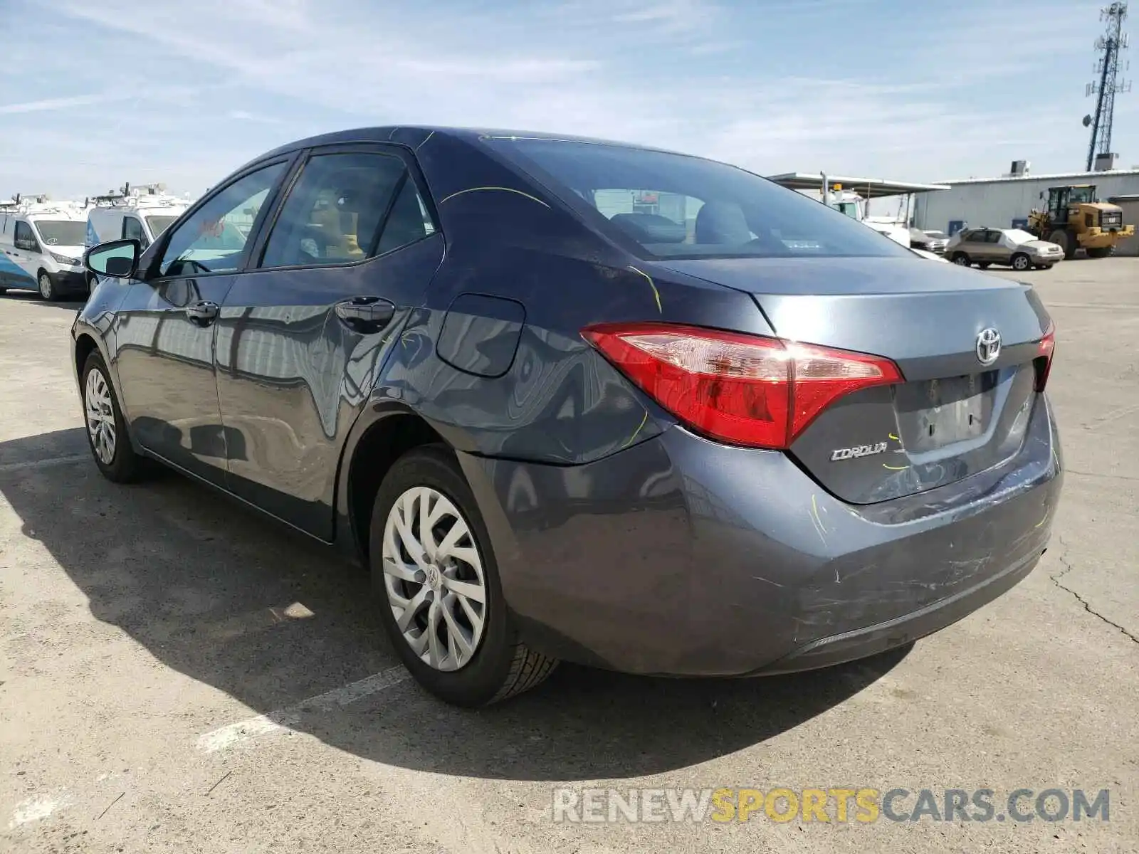 3 Photograph of a damaged car 2T1BURHE8KC236325 TOYOTA COROLLA 2019