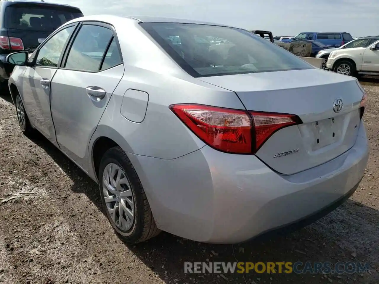 3 Photograph of a damaged car 2T1BURHE8KC236387 TOYOTA COROLLA 2019