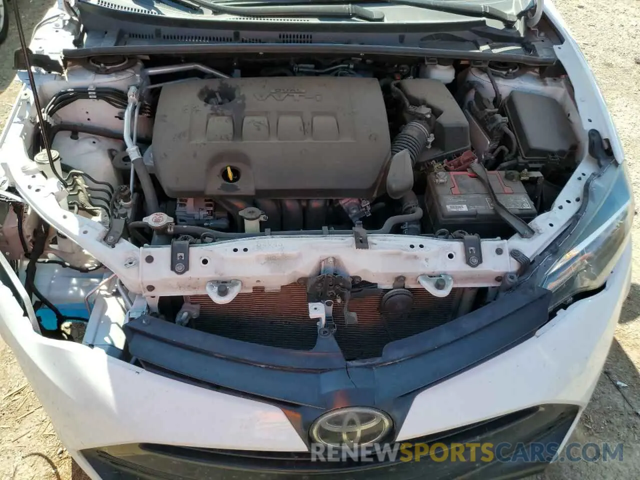 11 Photograph of a damaged car 2T1BURHE8KC236700 TOYOTA COROLLA 2019