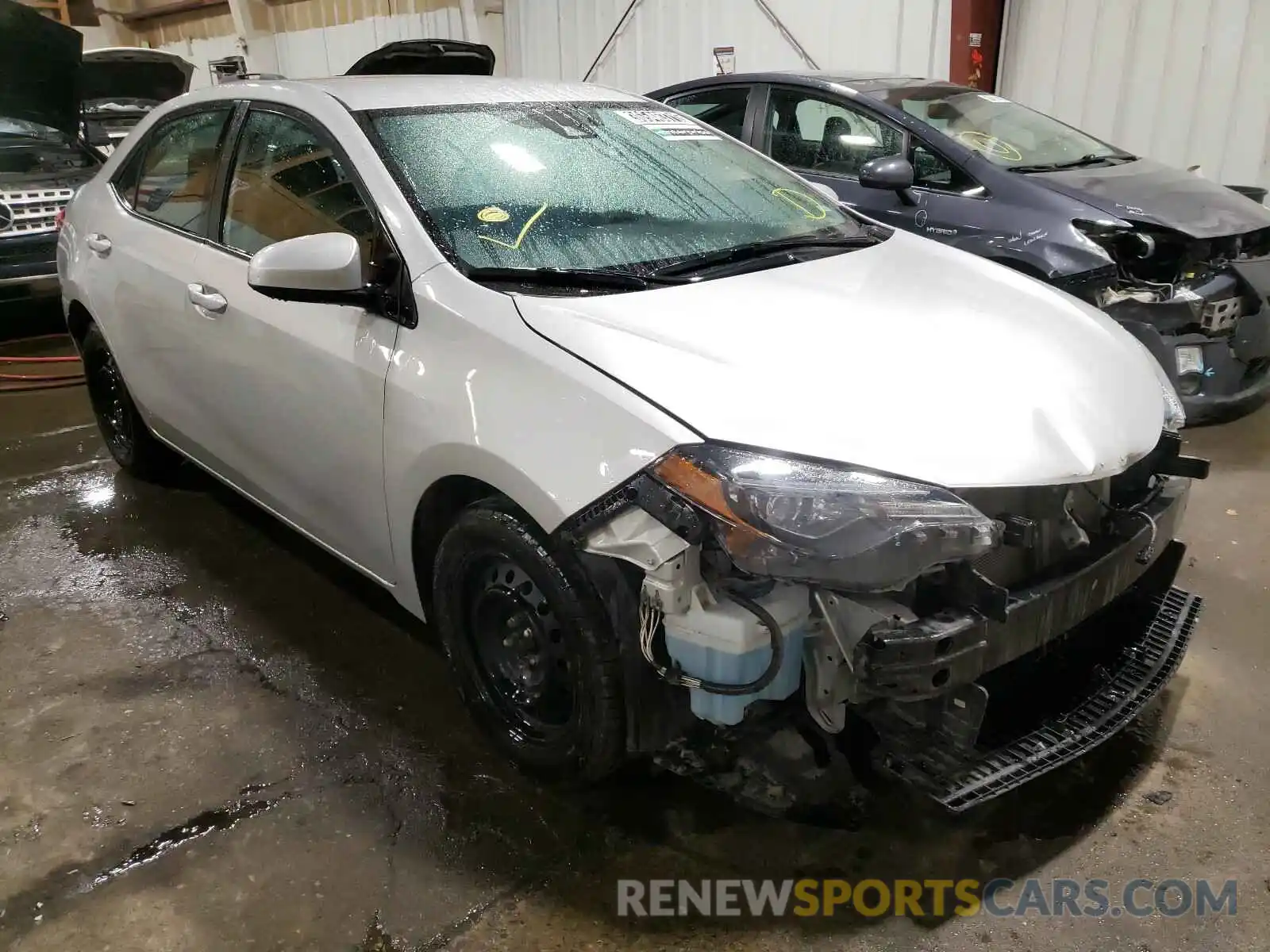 1 Photograph of a damaged car 2T1BURHE8KC236809 TOYOTA COROLLA 2019