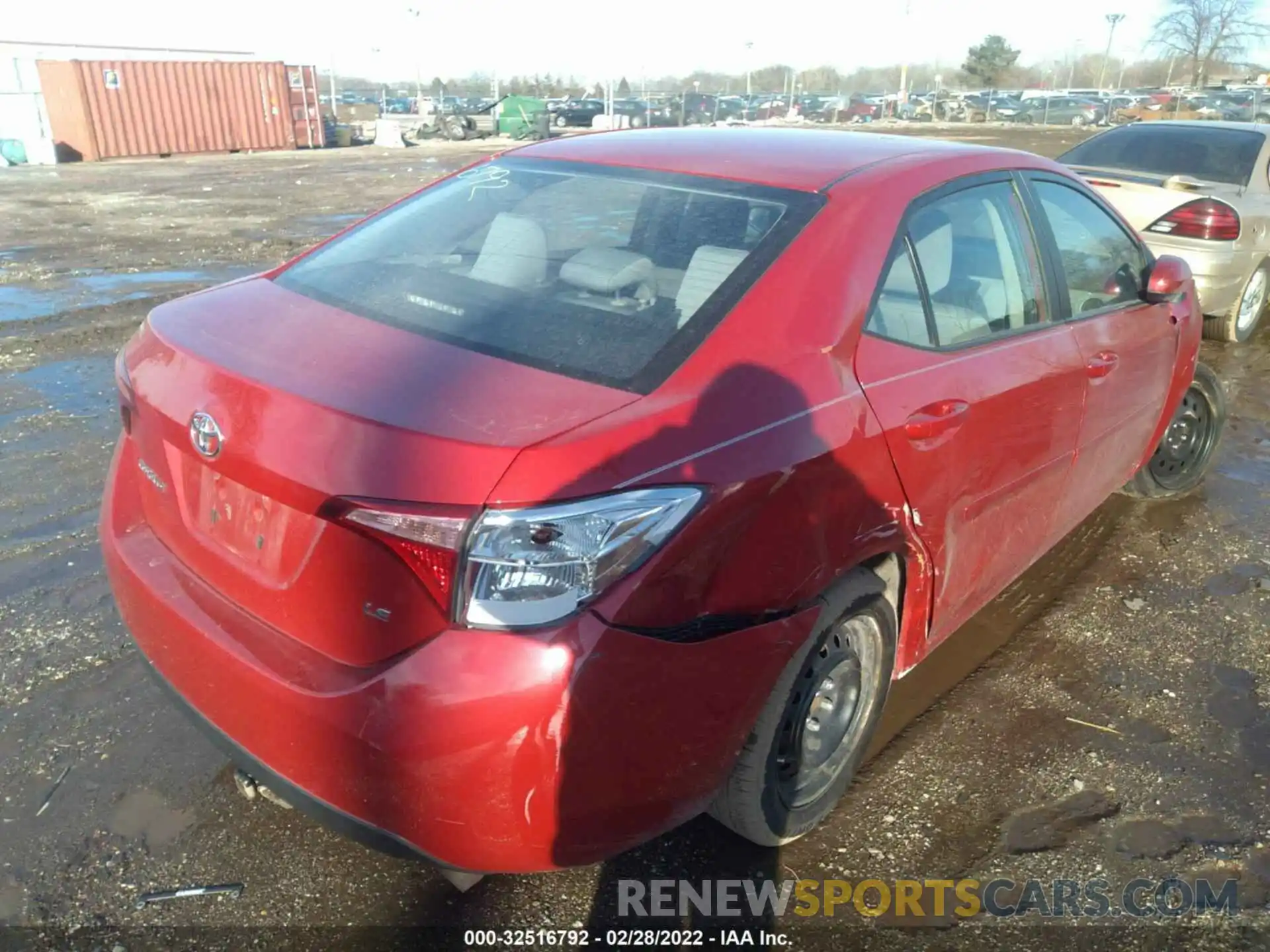 4 Photograph of a damaged car 2T1BURHE8KC244389 TOYOTA COROLLA 2019