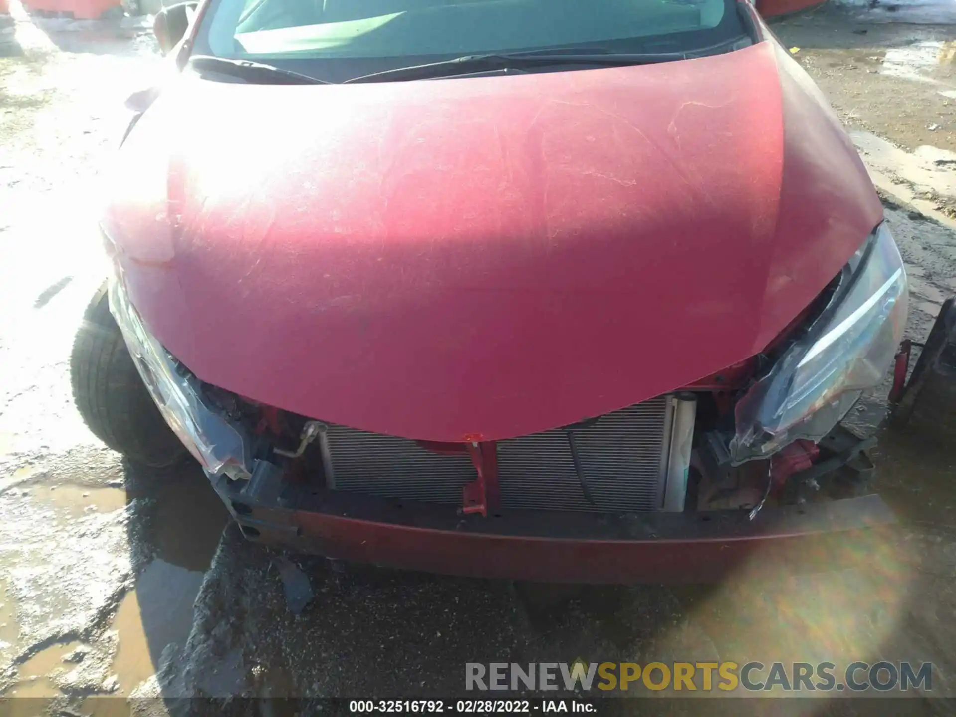 6 Photograph of a damaged car 2T1BURHE8KC244389 TOYOTA COROLLA 2019