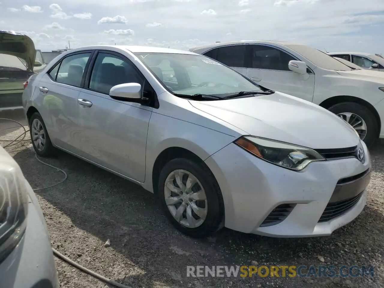 4 Photograph of a damaged car 2T1BURHE9GC685293 TOYOTA COROLLA 2019