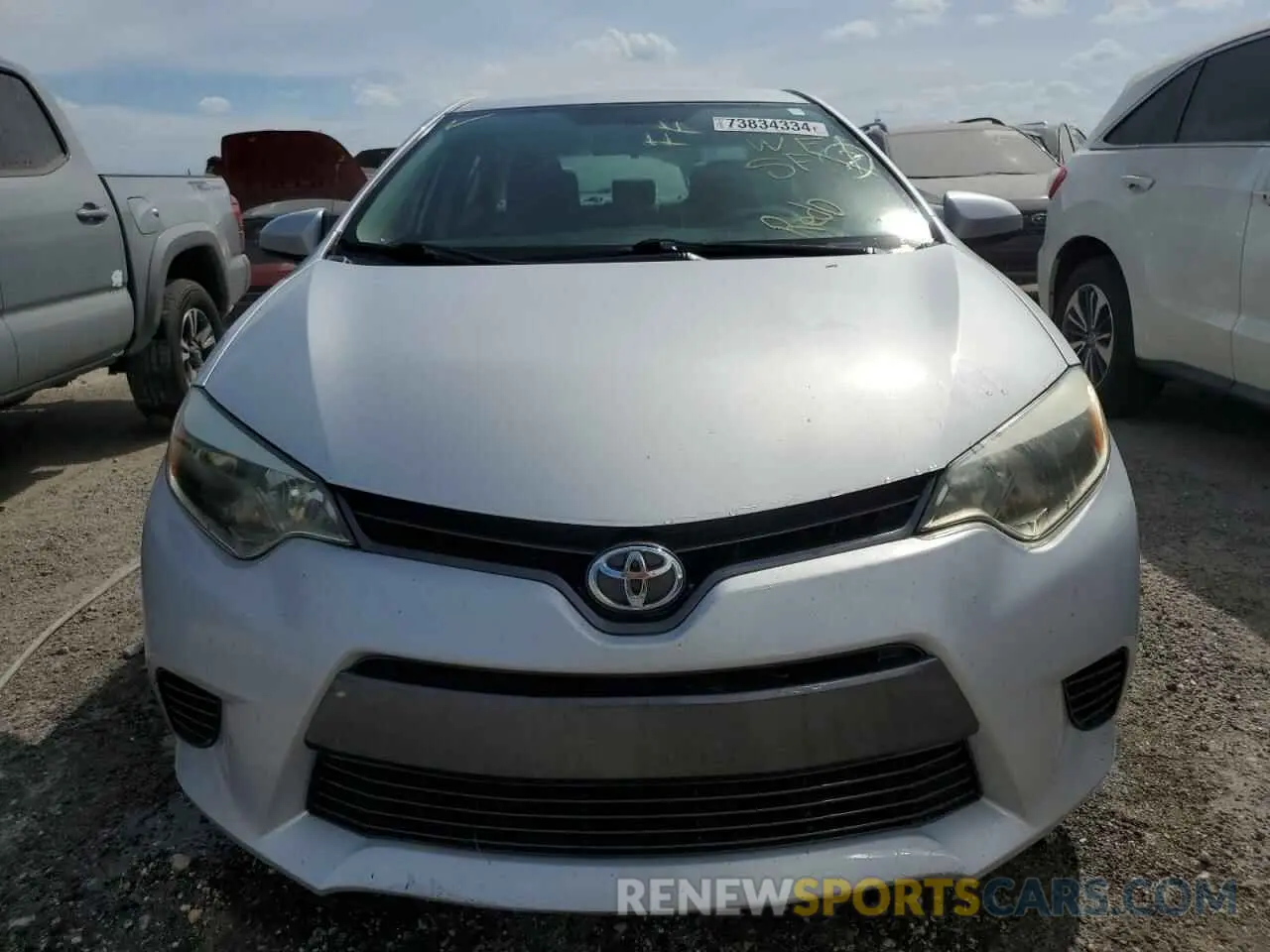 5 Photograph of a damaged car 2T1BURHE9GC685293 TOYOTA COROLLA 2019