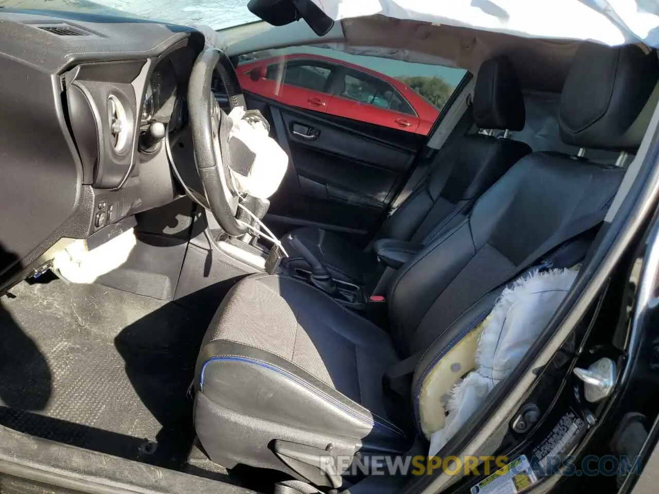 7 Photograph of a damaged car 2T1BURHE9KC127291 TOYOTA COROLLA 2019