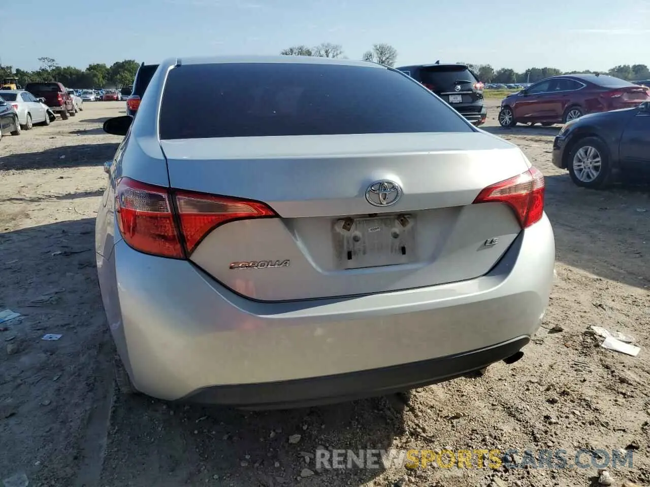 6 Photograph of a damaged car 2T1BURHE9KC130546 TOYOTA COROLLA 2019