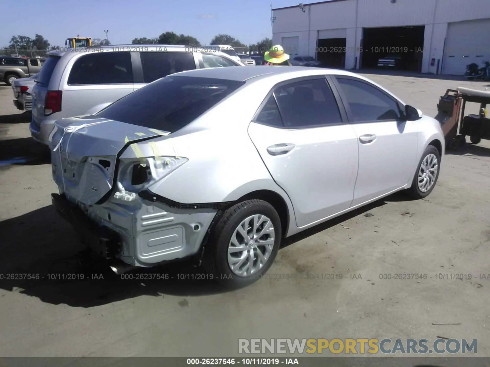 4 Photograph of a damaged car 2T1BURHE9KC133625 TOYOTA COROLLA 2019