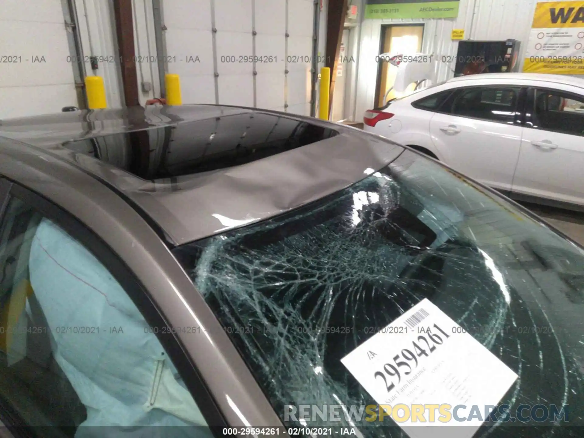 6 Photograph of a damaged car 2T1BURHE9KC134080 TOYOTA COROLLA 2019