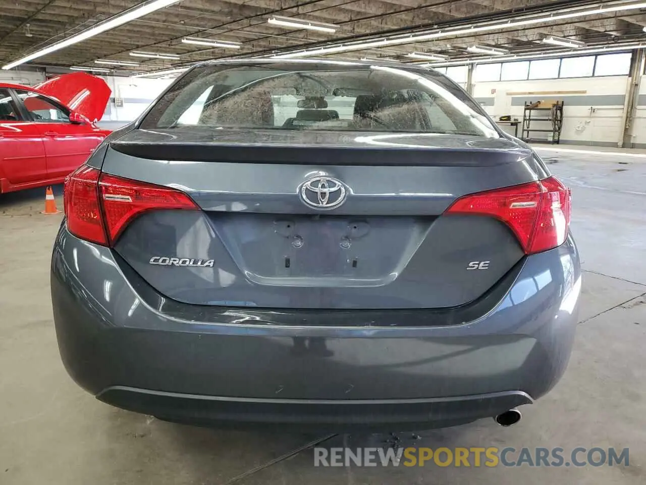 6 Photograph of a damaged car 2T1BURHE9KC136573 TOYOTA COROLLA 2019