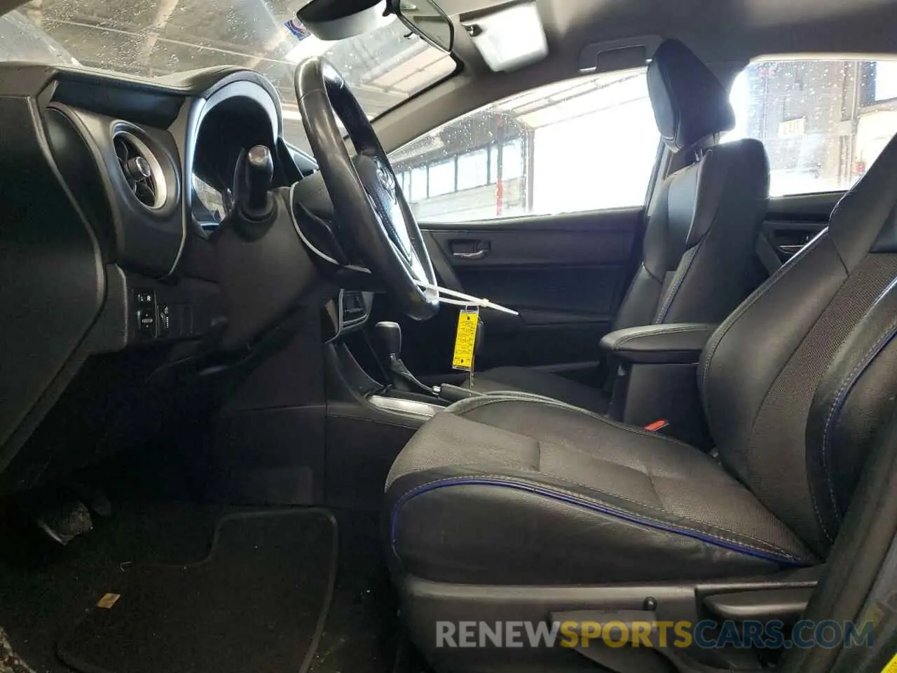 7 Photograph of a damaged car 2T1BURHE9KC136573 TOYOTA COROLLA 2019