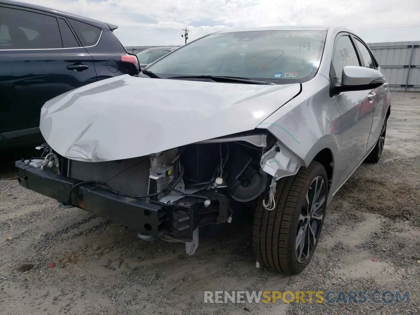2 Photograph of a damaged car 2T1BURHE9KC147332 TOYOTA COROLLA 2019