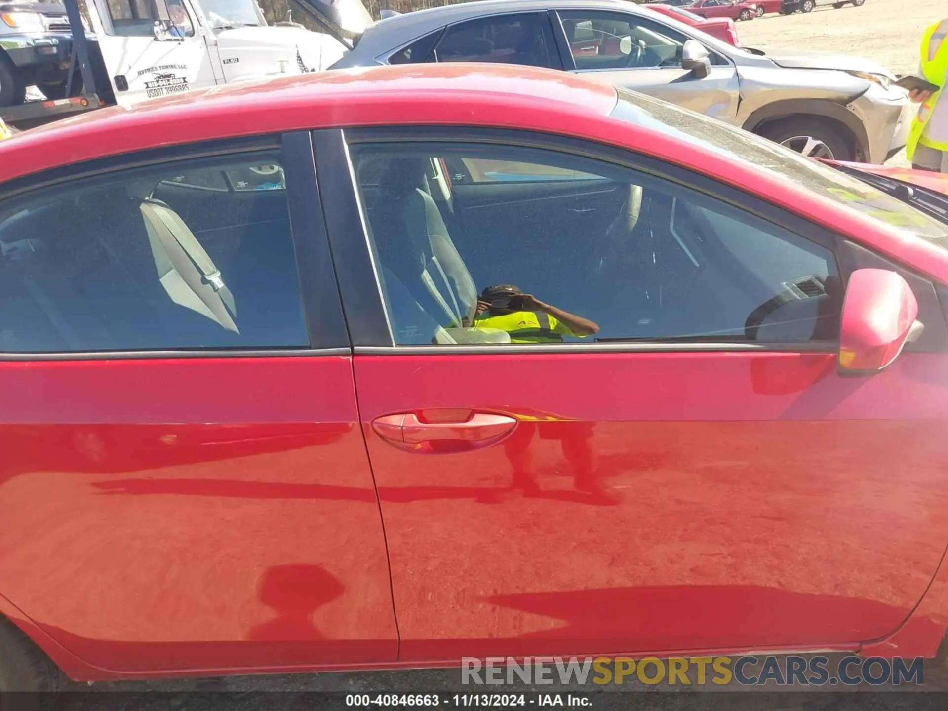 14 Photograph of a damaged car 2T1BURHE9KC149484 TOYOTA COROLLA 2019