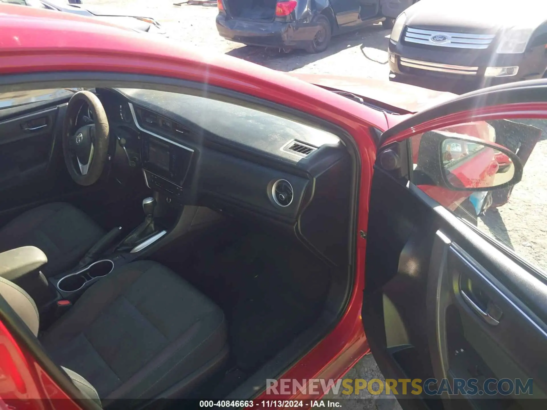 5 Photograph of a damaged car 2T1BURHE9KC149484 TOYOTA COROLLA 2019