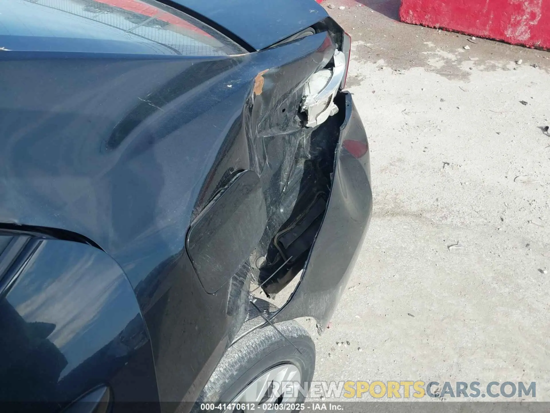 6 Photograph of a damaged car 2T1BURHE9KC150649 TOYOTA COROLLA 2019