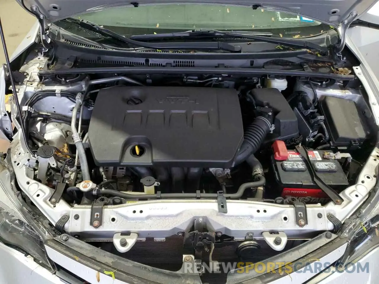 11 Photograph of a damaged car 2T1BURHE9KC154880 TOYOTA COROLLA 2019