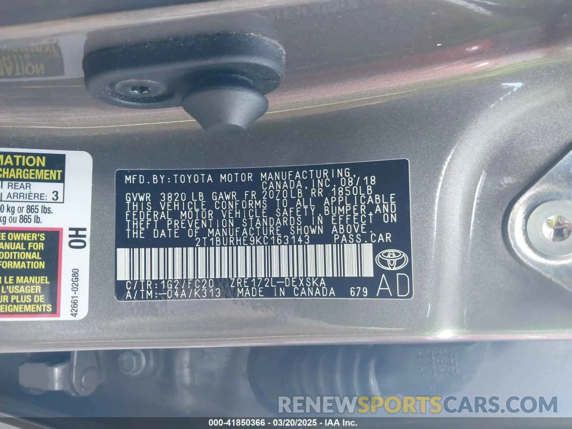 9 Photograph of a damaged car 2T1BURHE9KC163143 TOYOTA COROLLA 2019