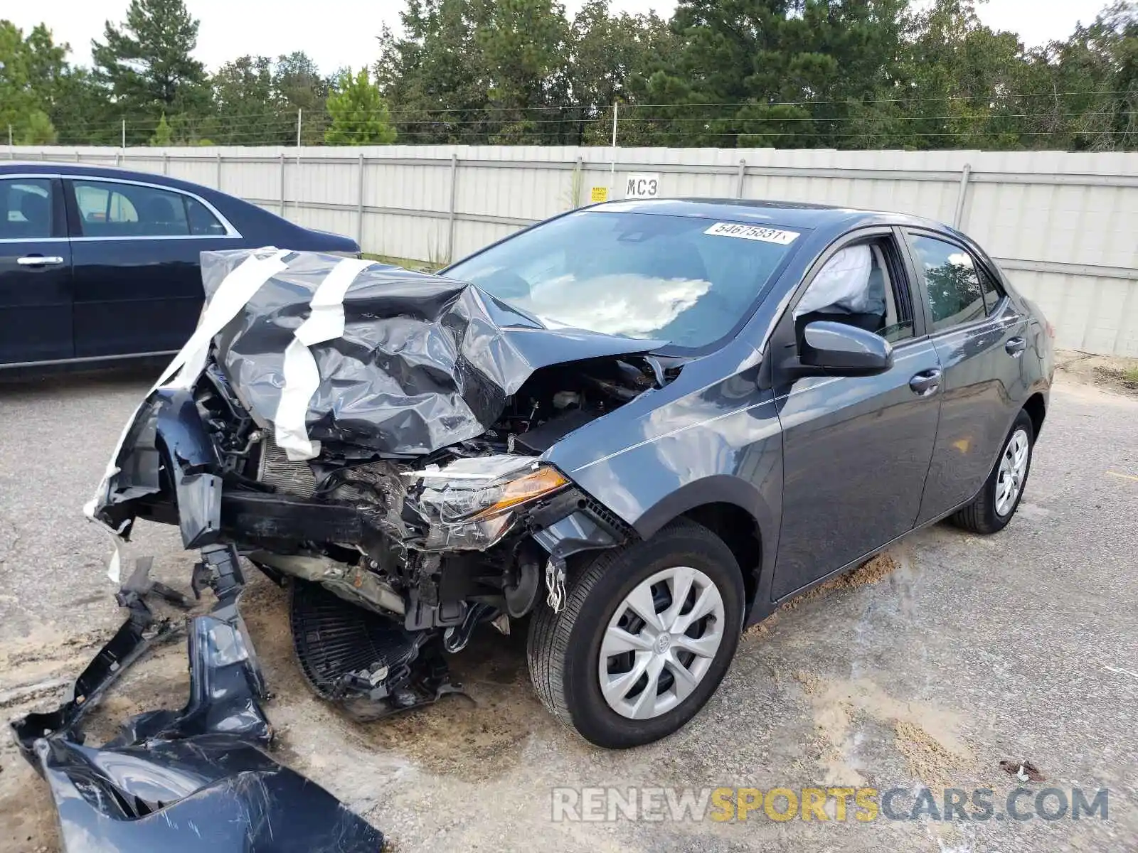 2 Photograph of a damaged car 2T1BURHE9KC163773 TOYOTA COROLLA 2019