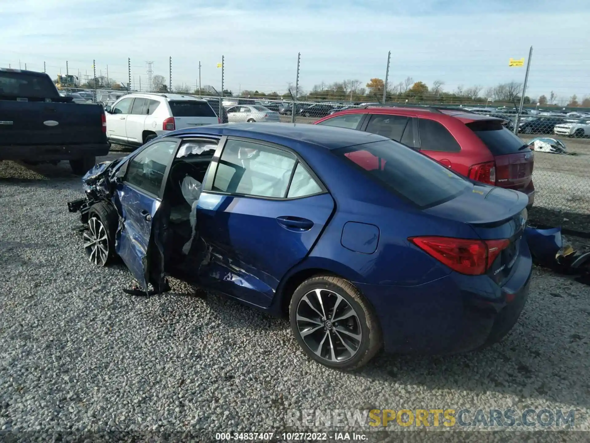 3 Photograph of a damaged car 2T1BURHE9KC165717 TOYOTA COROLLA 2019