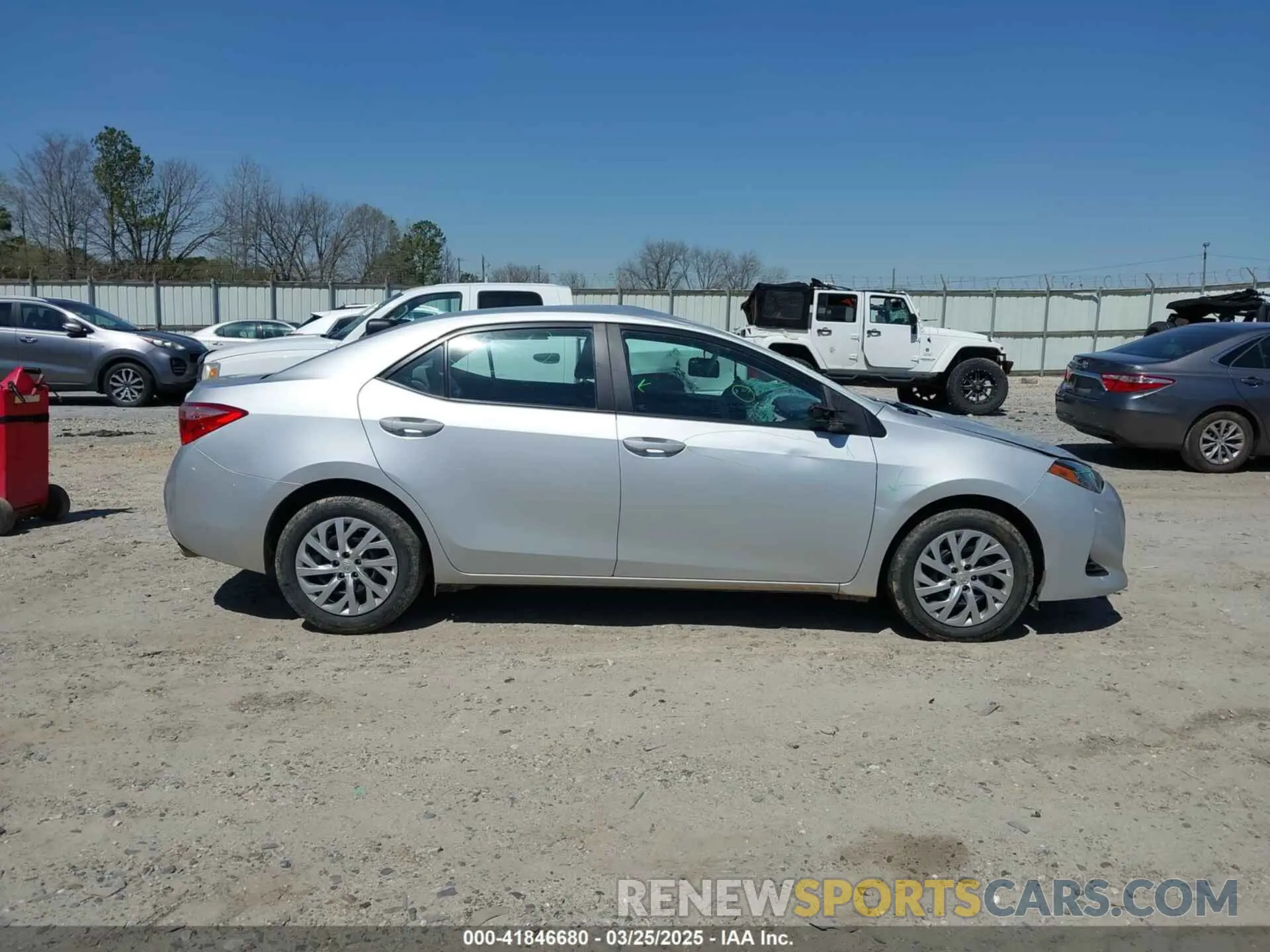 13 Photograph of a damaged car 2T1BURHE9KC167449 TOYOTA COROLLA 2019