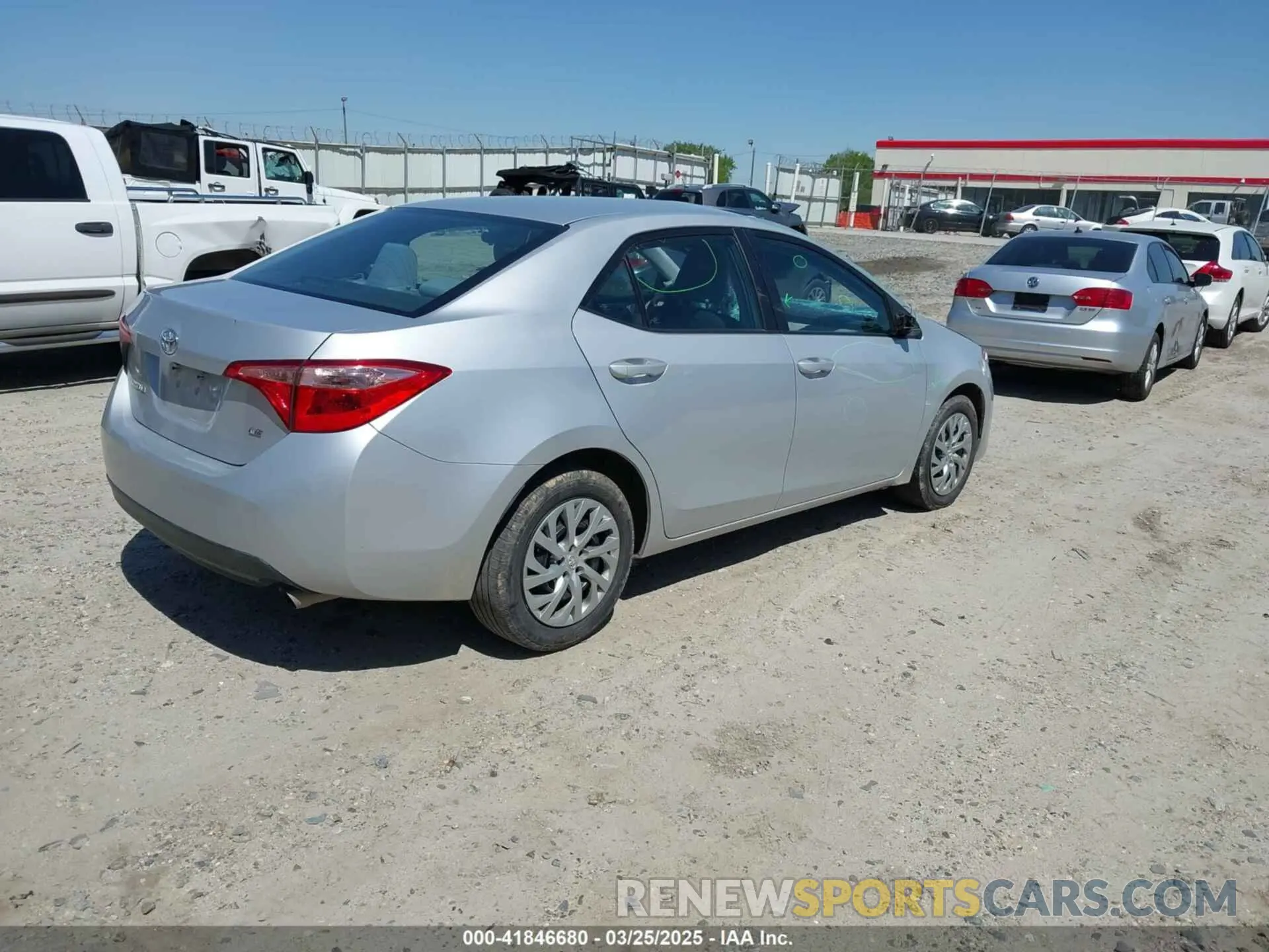 4 Photograph of a damaged car 2T1BURHE9KC167449 TOYOTA COROLLA 2019