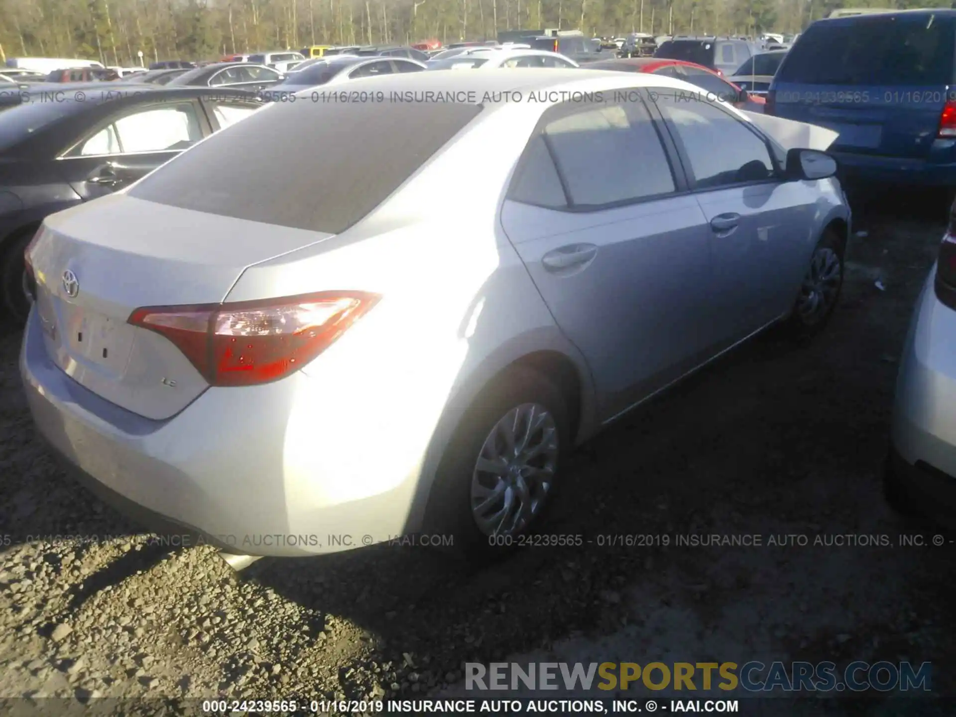 4 Photograph of a damaged car 2T1BURHE9KC171906 TOYOTA COROLLA 2019