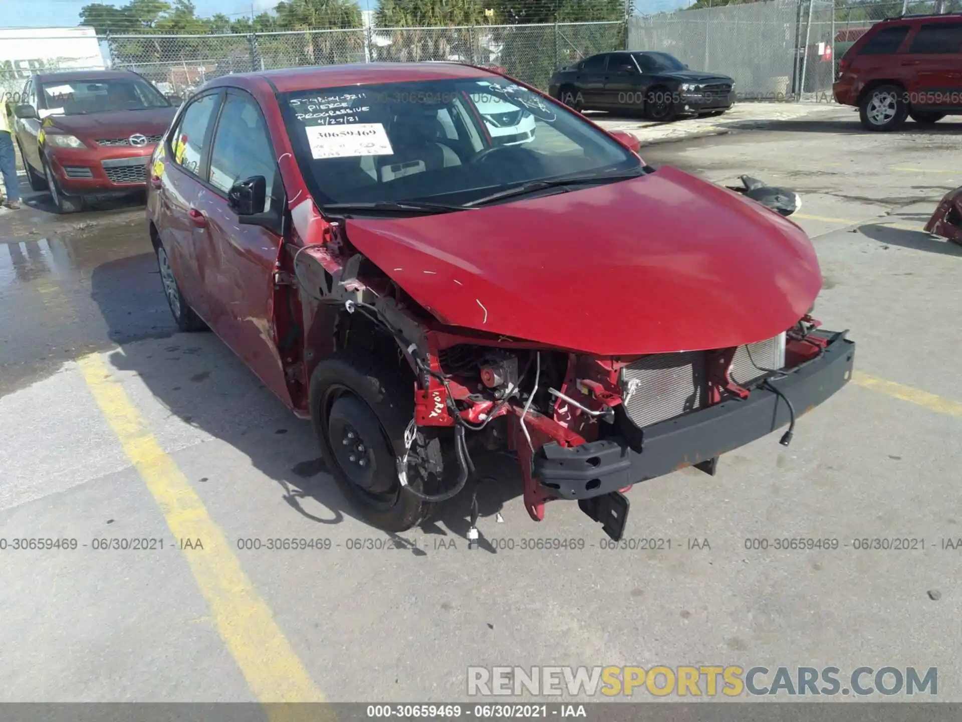 1 Photograph of a damaged car 2T1BURHE9KC172750 TOYOTA COROLLA 2019