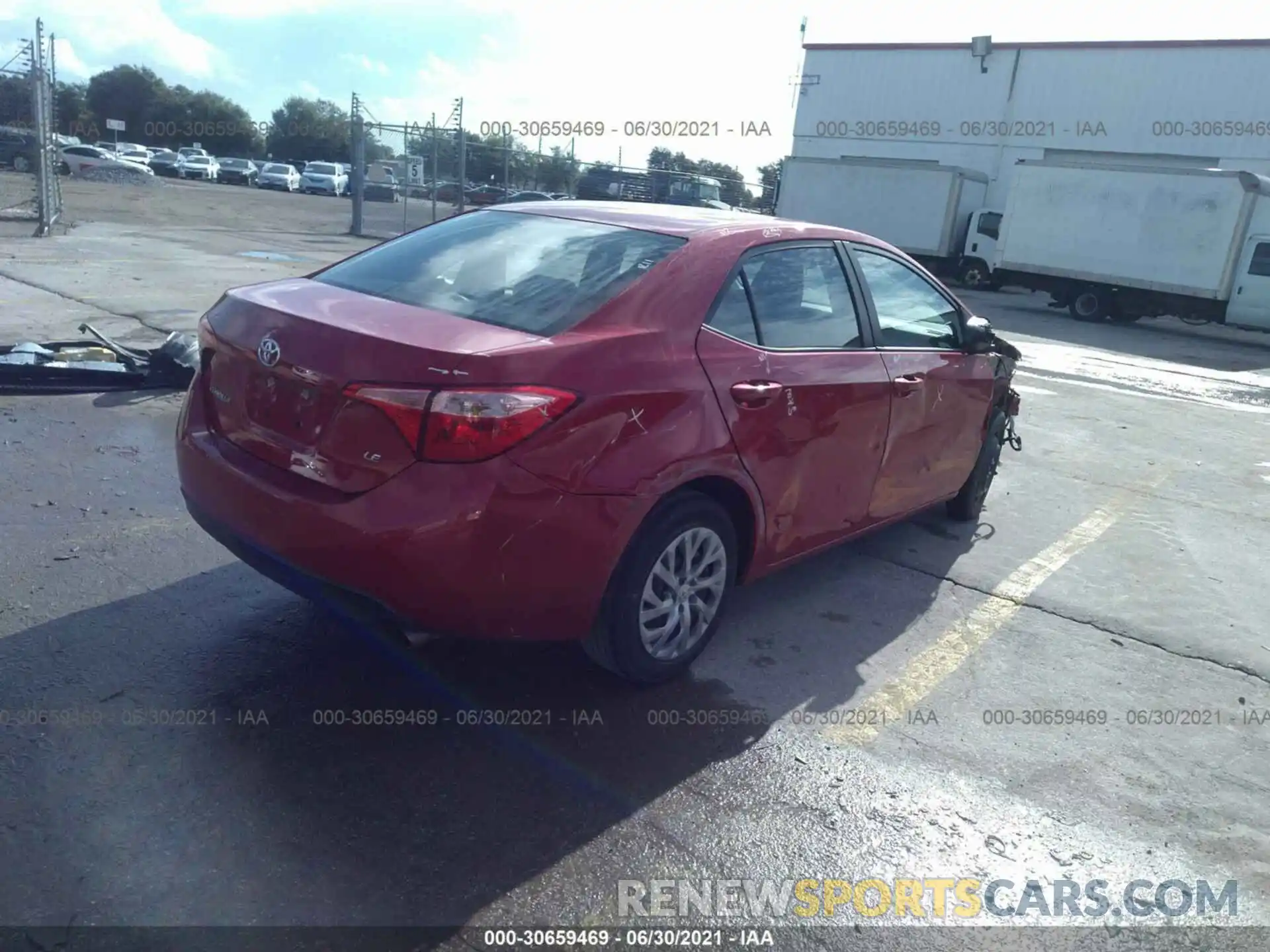 4 Photograph of a damaged car 2T1BURHE9KC172750 TOYOTA COROLLA 2019