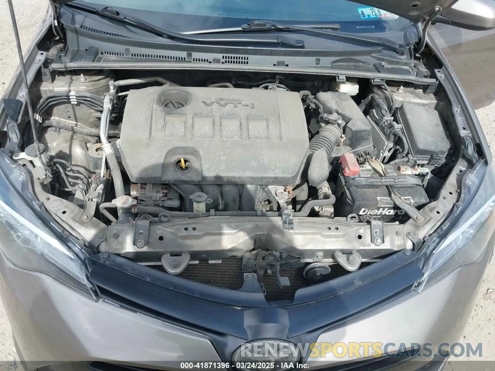 10 Photograph of a damaged car 2T1BURHE9KC173963 TOYOTA COROLLA 2019