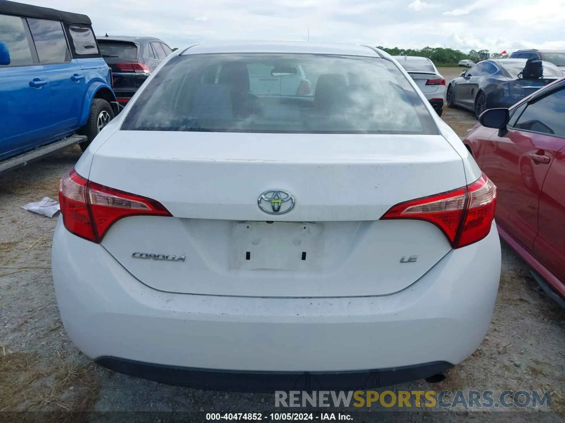 16 Photograph of a damaged car 2T1BURHE9KC176927 TOYOTA COROLLA 2019
