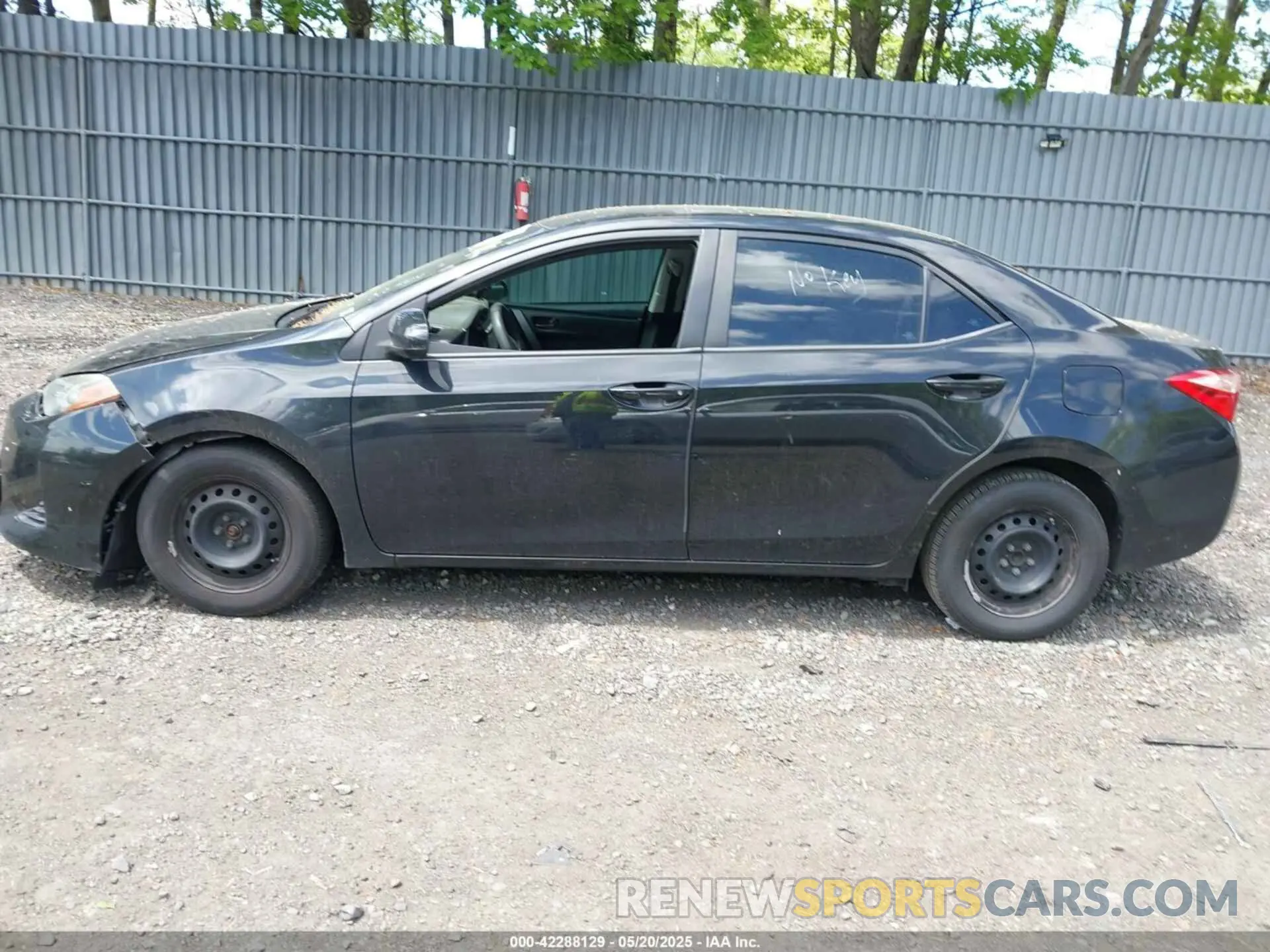 13 Photograph of a damaged car 2T1BURHE9KC183991 TOYOTA COROLLA 2019